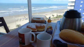 Apartamento na Praia Grande II - Pé na Areia